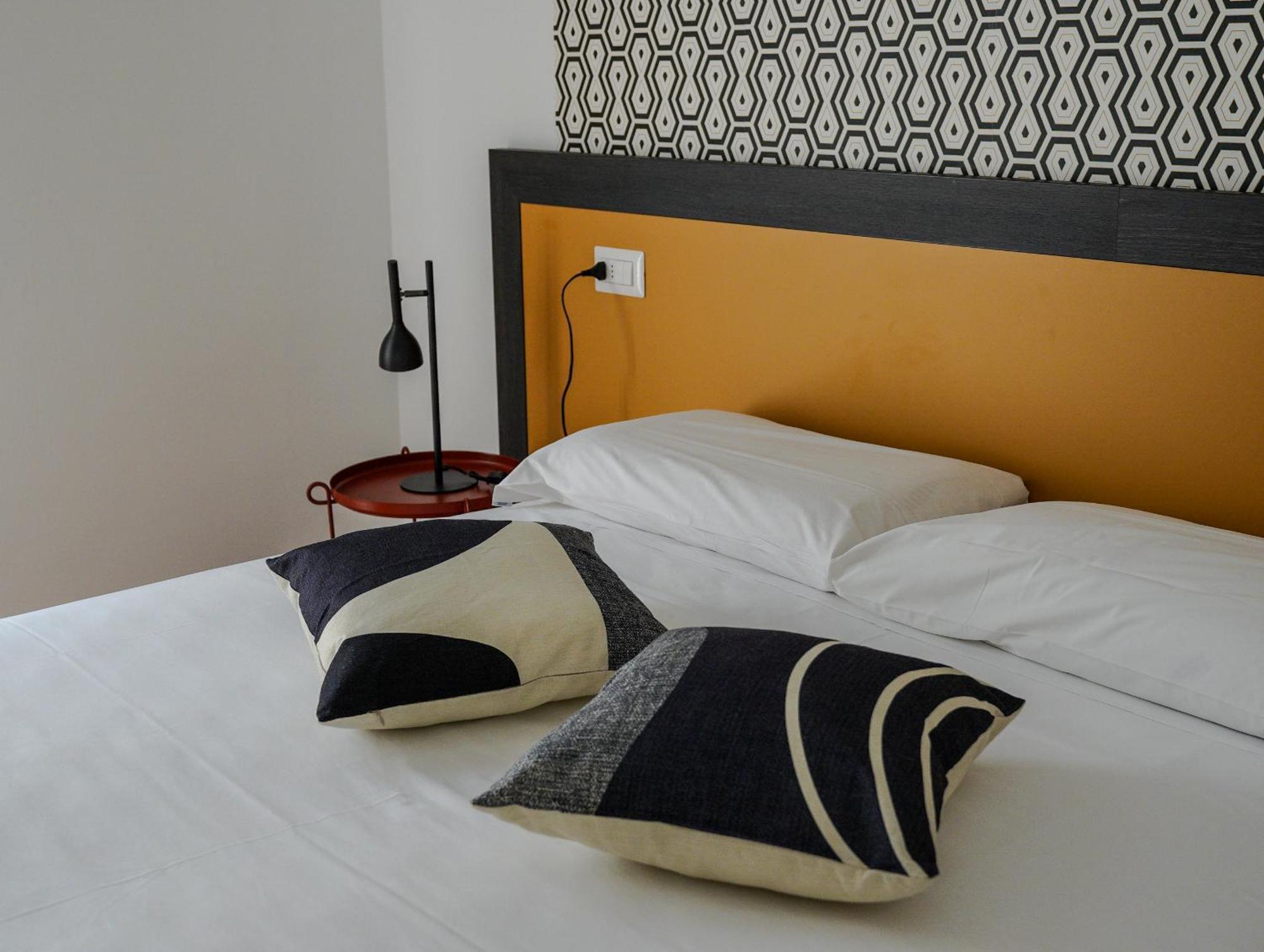 Feel - Mille Suites Bergamo Exterior foto